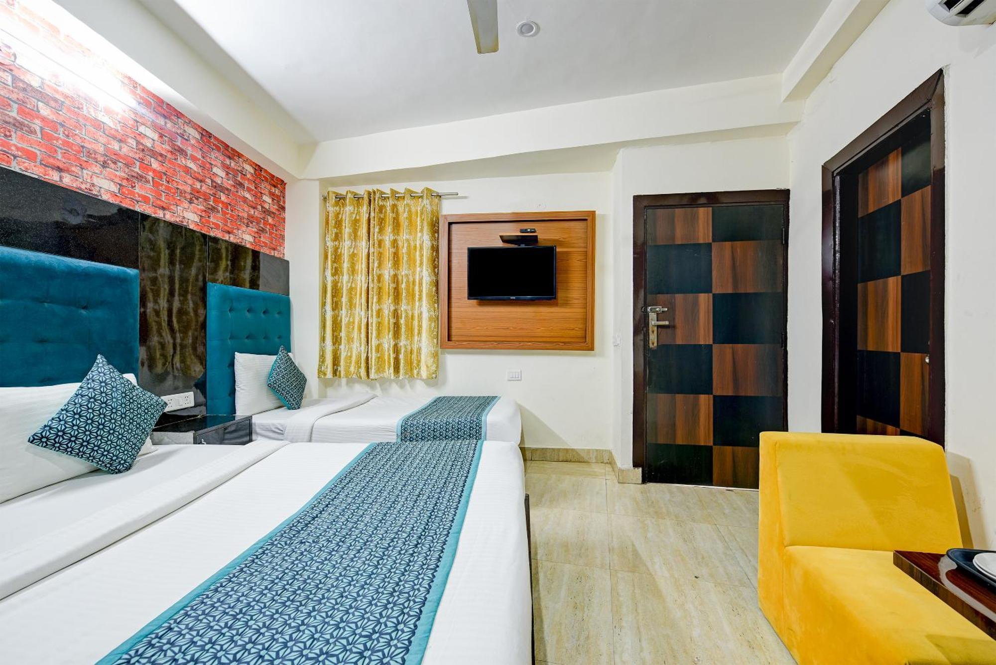 Ark At Airport Bed & Breakfast